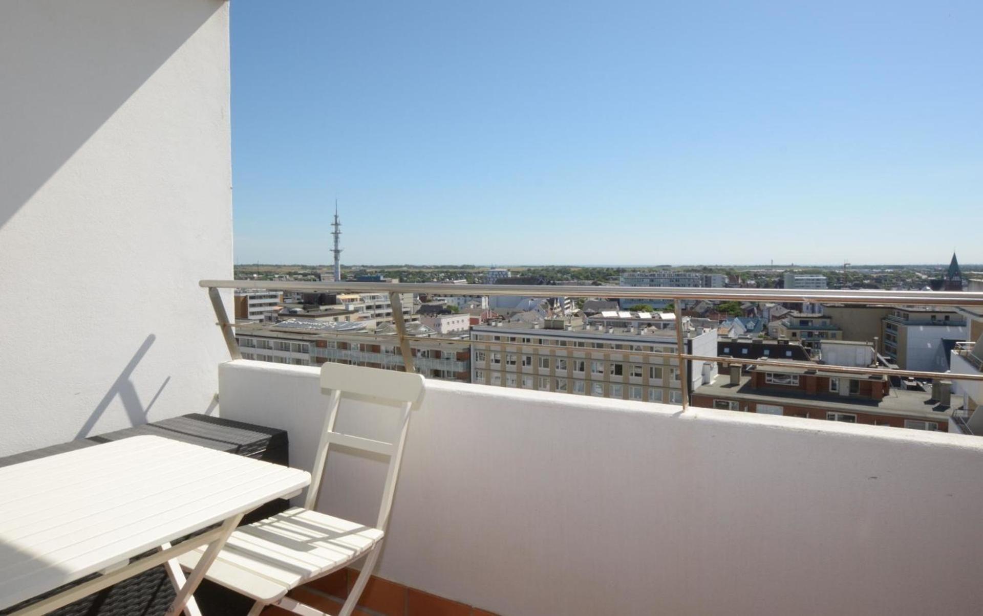 1-194, Traumhafter Blick Ueber Im Haus Metropol, 8 Etage